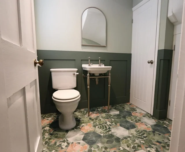 🌿 Botanical Cloakroom 🌿

We are so delighted with this recent cloakroom transformation (swipe to see the before)!

Blending contemporary styling with traditional detailing, we’ve transformed this cloakroom into a space that feels both elegant and inviting. The sage green panelling, heritage-inspired basin, column radiator and statement botanical tiled flooring create a room full of character and charm.

Designed, supplied, and installed by our in-house team. 

Considering a bathroom upgrade? Get in touch with our team today:

📞 01959 523 008
🌐 https://www.olympusbathrooms.co.uk/
 📧 info@olympusbathrooms.co.uk

#botanical #cloakroomdesign #cloakroomtransformation #burlington #beforeandafter